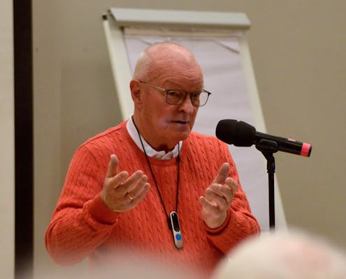 ÅPEN: – Det er slik med traumer at selv en så flink person som Geir Gundersen ikke klarer helt å stenge dem inne, sa Gundersen på Kabbs sommertreff. Foto: Stein Gudvangen, KPK.