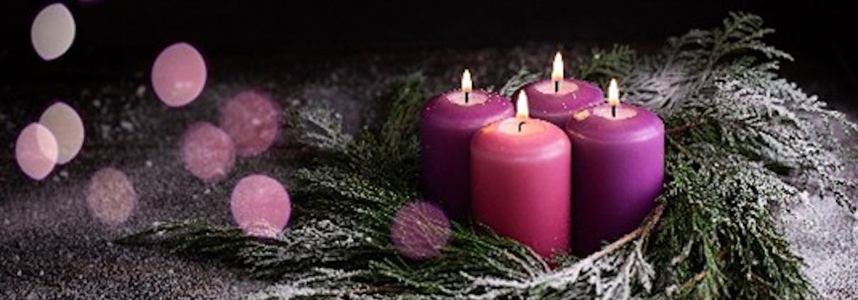 Stockfoto av fire tente adventslyst